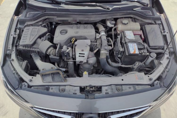 Used Buick GT 2018 15T Dual-Clutch Elite Model China V Standard Engine Bay