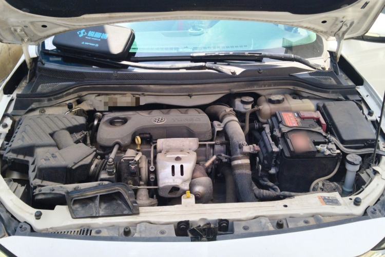 Used Buick GT 2018 18T Automatic Elite Model Engine Bay
