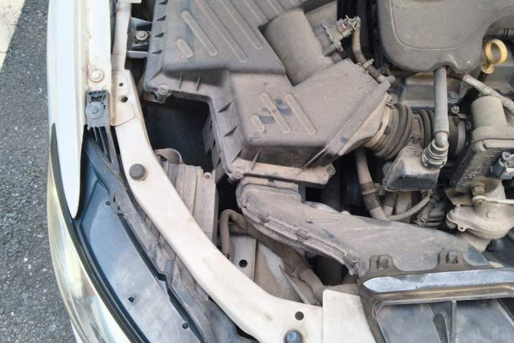 Used Buick GT 2018 18T Automatic Elite Model Engine Bay Right