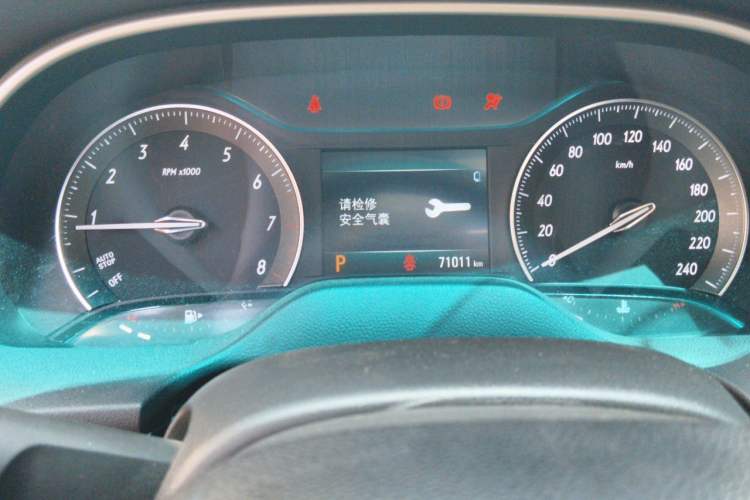 Used Buick GT 2018 18T Automatic Elite Model Instrument Cluster