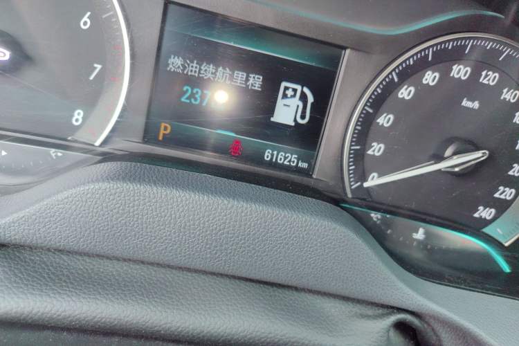 Used Buick GT 2018 15T Dual-Clutch Elite Model China V Standard Odometer Close Up