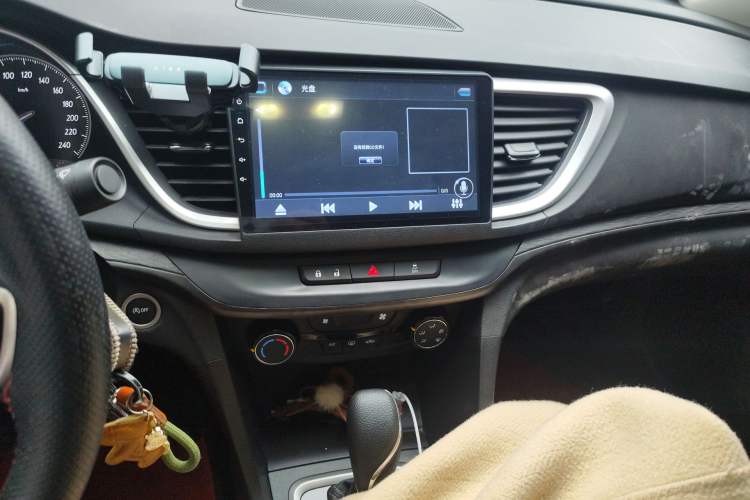 Used Buick GT 2018 18T Automatic Elite Model Audio And AC Panel
