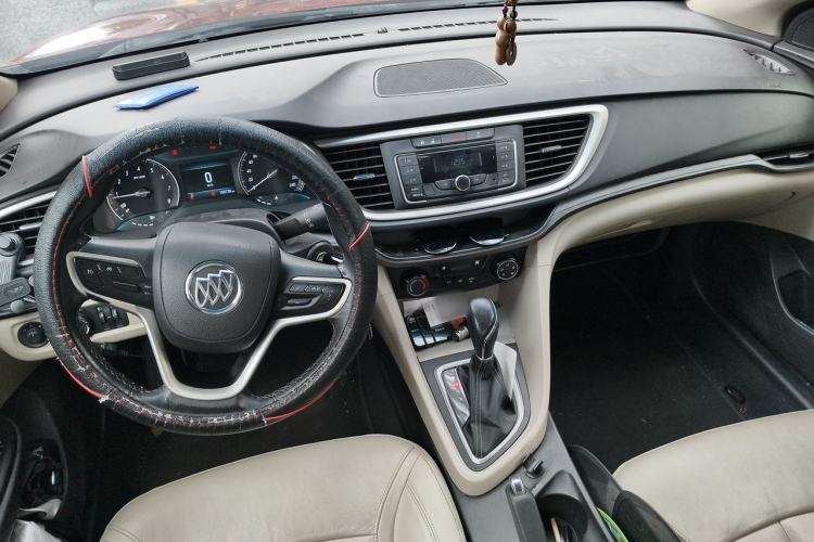 Used Buick GT 2018 15T Dual-Clutch Elite Model China V Standard Center Console