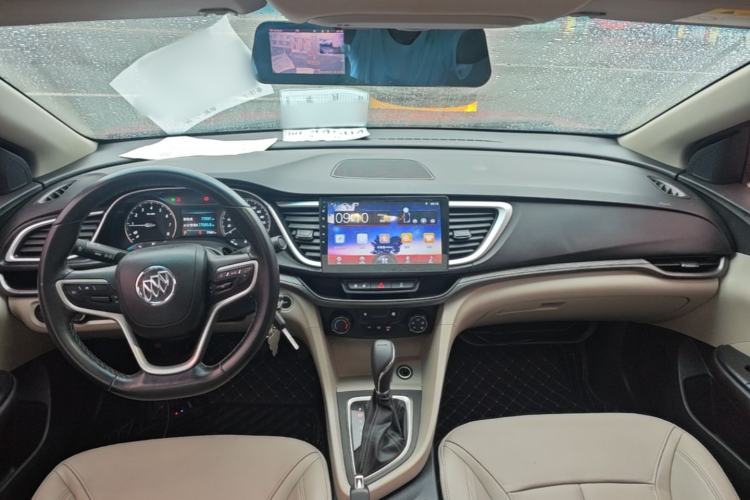 Used Buick GT 2018 15T Dual-Clutch Elite Model China V Standard Center Console
