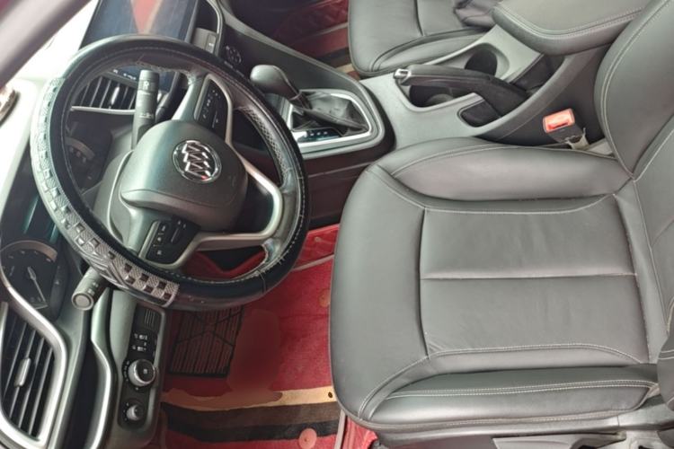Used Buick GT 2018 18T Automatic Elite Model Driver Seat