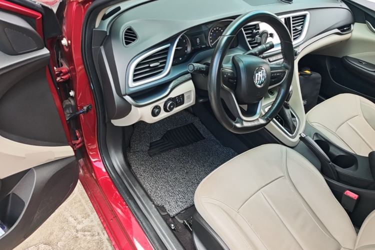 Used Buick GT 2018 15T Dual-Clutch Elite Model China V Standard Driver Seat