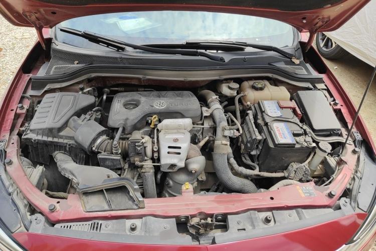 Used Buick GT 2018 15T Dual-Clutch Elite Model China V Standard Engine Bay