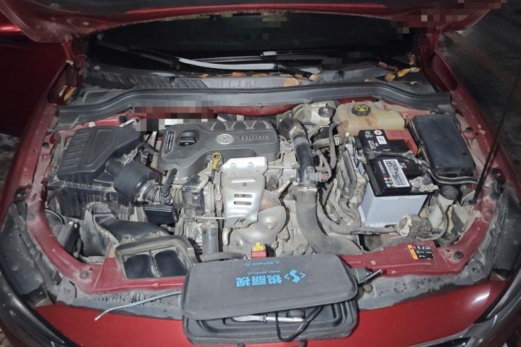 Used Buick GT 2018 15T Dual-Clutch Elite Model China V Standard Engine Bay