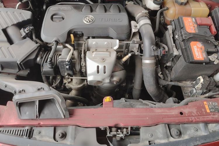 Used Buick GT 2018 18T Automatic Elite Model Engine Bay