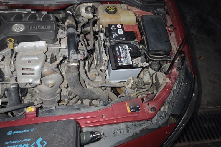 Used Buick GT 2018 15T Dual-Clutch Elite Model China V Standard Engine Bay Left