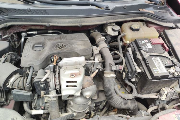 Used Buick GT 2018 15T Dual-Clutch Elite Model China V Standard Engine Bay