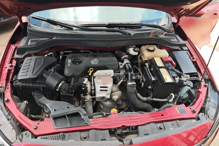 Used Buick GT 2018 15T Dual-Clutch Elite Model China V Standard Engine Bay