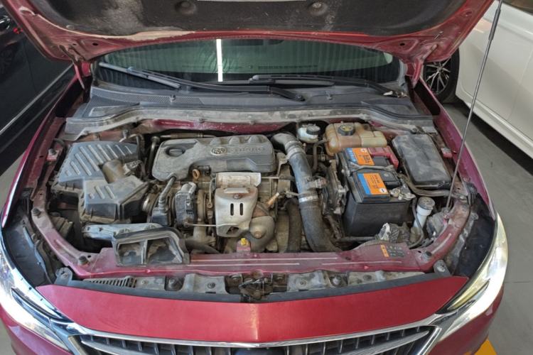 Used Buick GT 2018 18T Automatic Elite Model Engine Bay