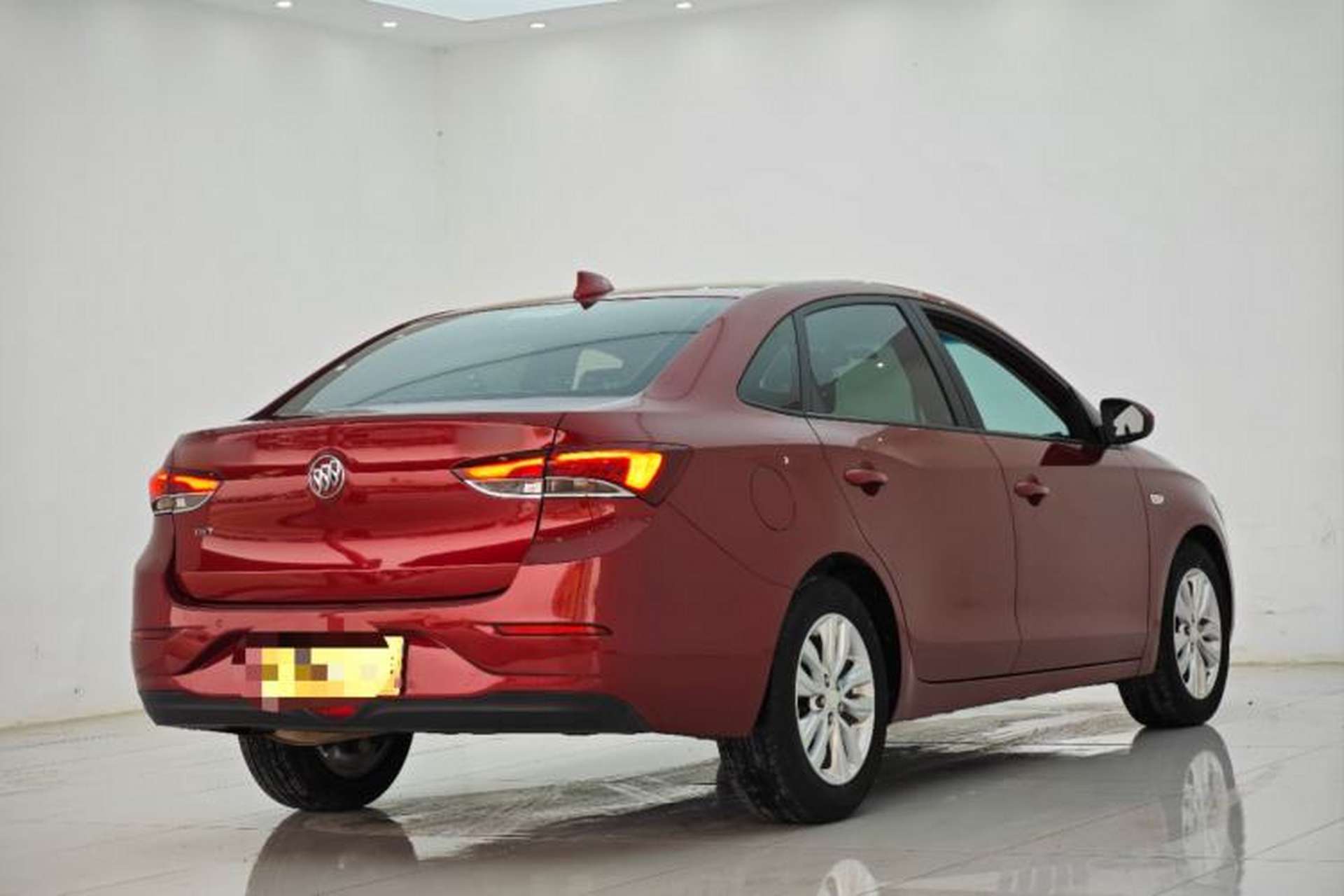 Used Buick GT 2018 15T Dual-Clutch Elite Model China V Standard Exterior 5