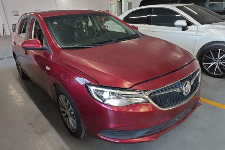 Used Buick GT 2018 18T Automatic Elite Model Front Right 45 Deg