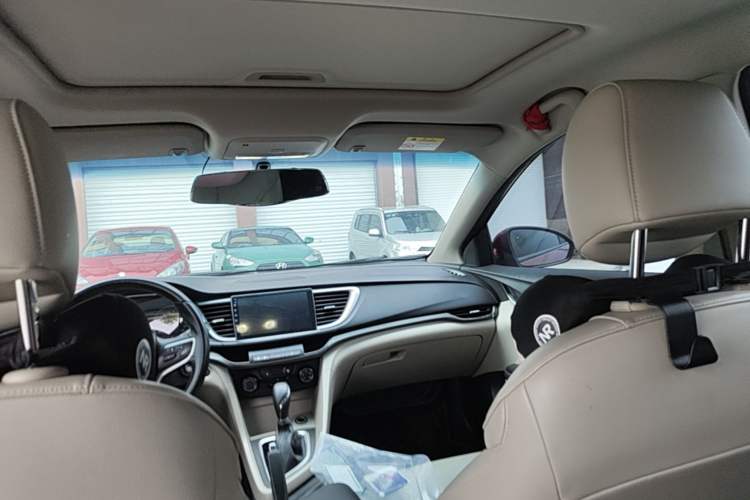 Used Buick GT 2018 15T Dual-Clutch Elite Model China V Standard Headliner