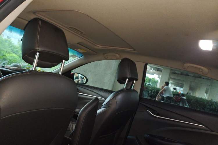 Used Buick GT 2018 18T Automatic Elite Model Headliner