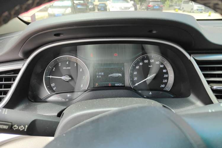 Used Buick GT 2018 15T Dual-Clutch Elite Model China V Standard Instrument Cluster