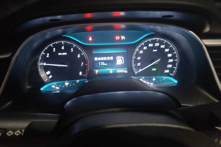 Used Buick GT 2018 15T Dual-Clutch Elite Model China V Standard Instrument Cluster