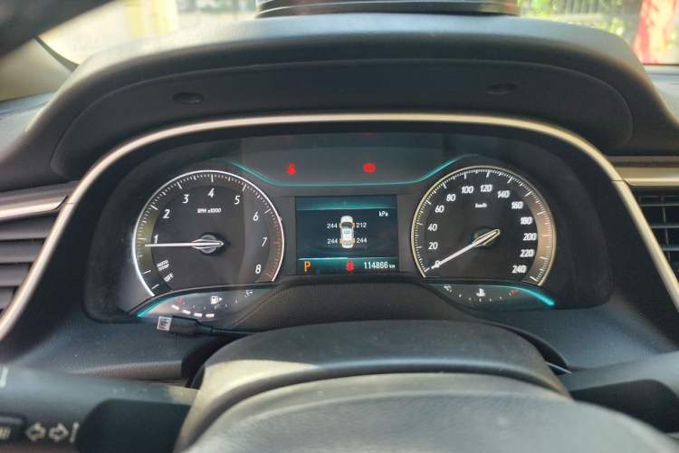 Used Buick GT 2018 18T Automatic Elite Model Instrument Cluster