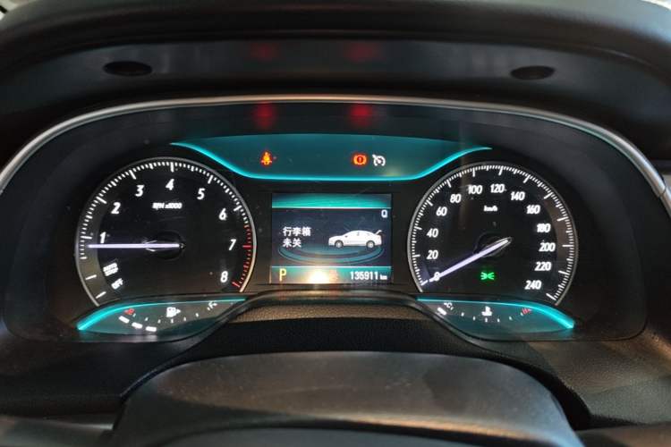 Used Buick GT 2018 18T Automatic Elite Model Instrument Cluster