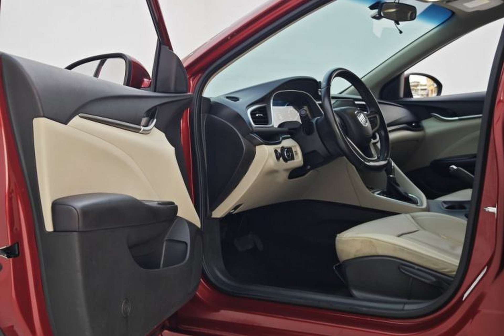 Used Buick GT 2018 15T Dual-Clutch Elite Model China V Standard Interior 1