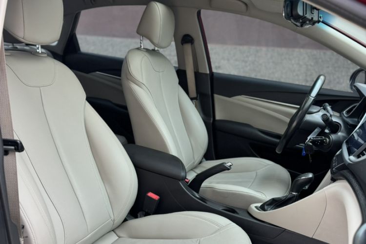 Used Buick GT 2018 15T Dual-Clutch Elite Model China V Standard Interior 6