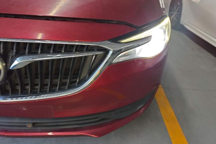 Used Buick GT 2018 18T Automatic Elite Model Left Front Headlight