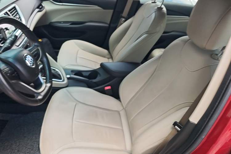 Used Buick GT 2018 15T Dual-Clutch Elite Model China V Standard Left Front Seat