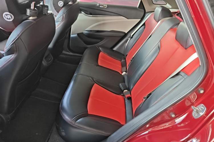 Used Buick GT 2018 15T Dual-Clutch Advanced Model China V Standard Left Rear Seat
