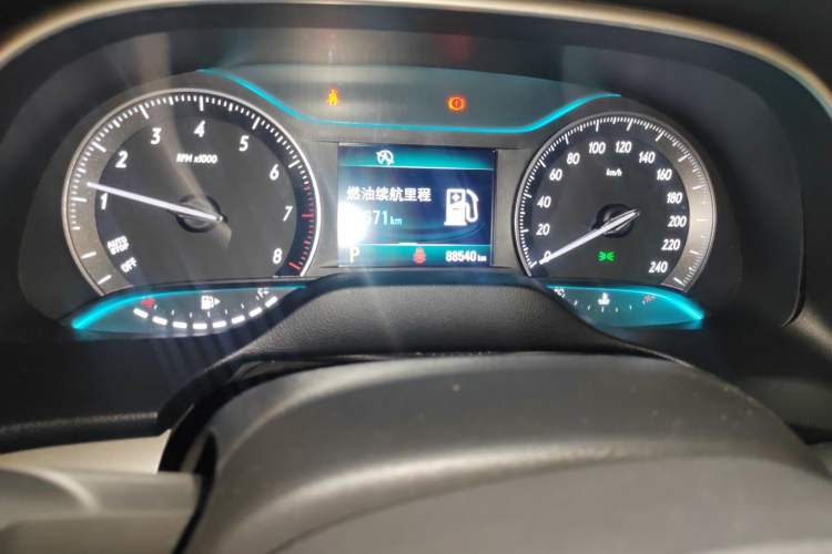 Used Buick GT 2018 18T Automatic Elite Model Odometer Close Up
