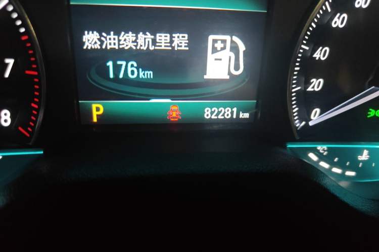 Used Buick GT 2018 15T Dual-Clutch Elite Model China V Standard Odometer Close Up