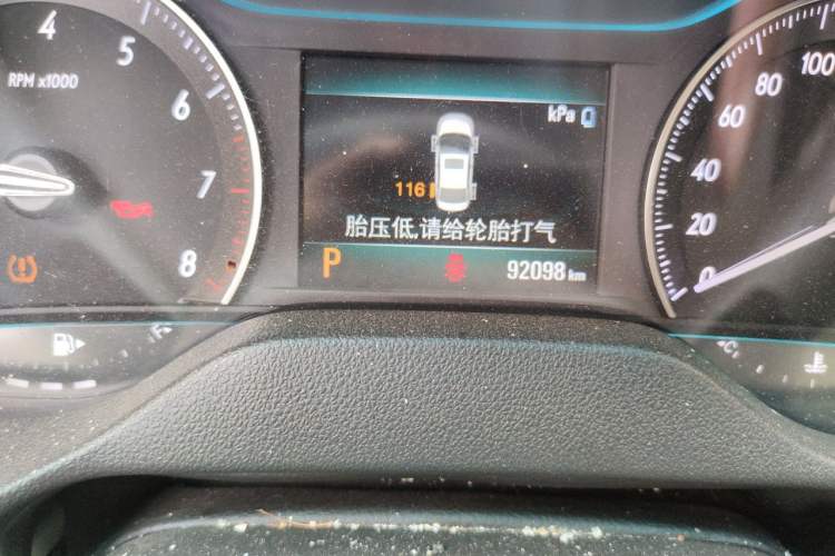 Used Buick GT 2018 15T Dual-Clutch Elite Model China V Standard Odometer Close Up