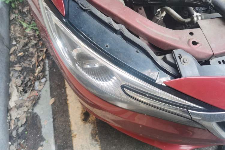 Used Buick GT 2018 15T Dual-Clutch Advanced Model China V Standard Right Front Headlight