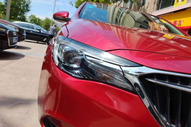 Used Buick GT 2018 15T Dual-Clutch Advanced Model China V Standard Right Front Headlight