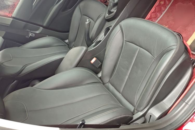 Used Buick GT 2018 18T Automatic Elite Model Right Front Seat