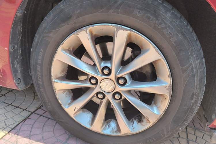 Used Buick GT 2018 15T Dual-Clutch Advanced Model China V Standard Right Front Wheel Hub