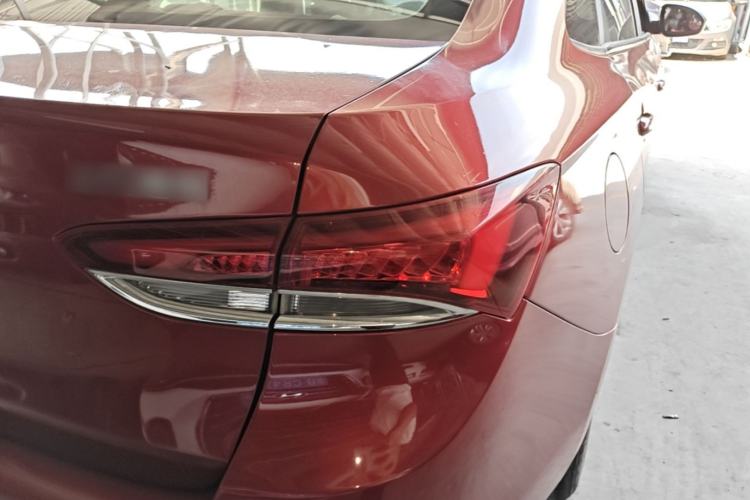 Used Buick GT 2018 15T Dual-Clutch Advanced Model China V Standard Right Rear Taillight