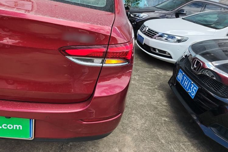 Used Buick GT 2018 15T Dual-Clutch Elite Model China V Standard Right Rear Taillight