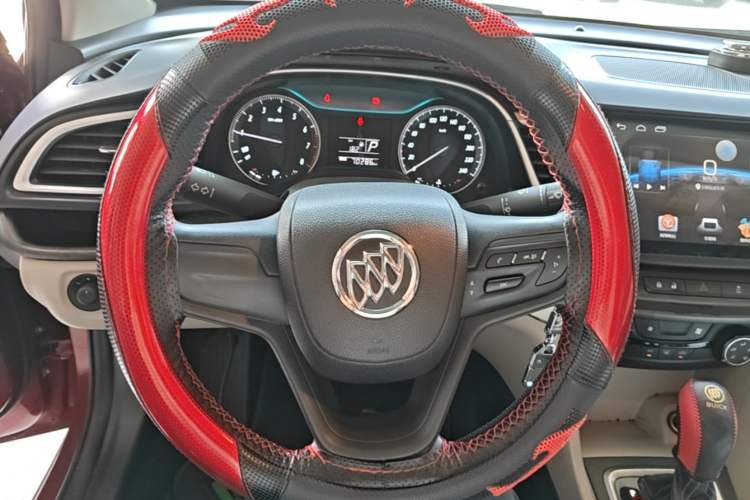 Used Buick GT 2018 15T Dual-Clutch Advanced Model China V Standard Steering Wheel