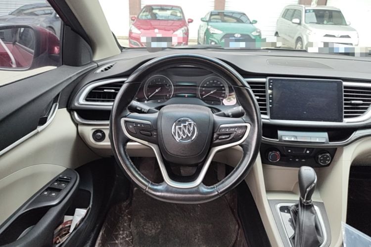 Used Buick GT 2018 15T Dual-Clutch Elite Model China V Standard Steering Wheel