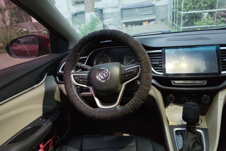 Used Buick GT 2018 15T Dual-Clutch Elite Model China V Standard Steering Wheel