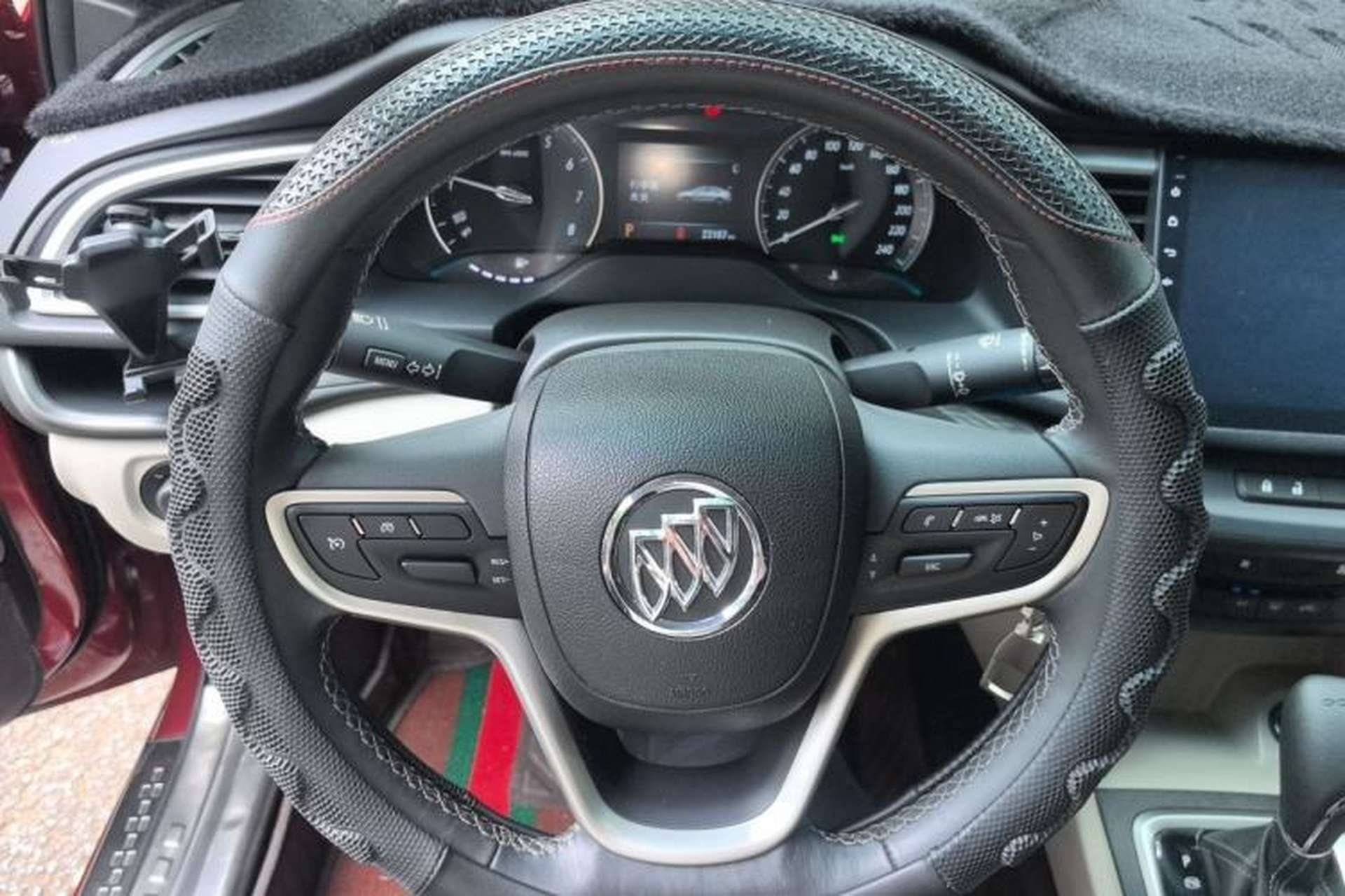 Used Buick GT 2018 15T Dual-Clutch Elite Model China V Standard Steering Wheel