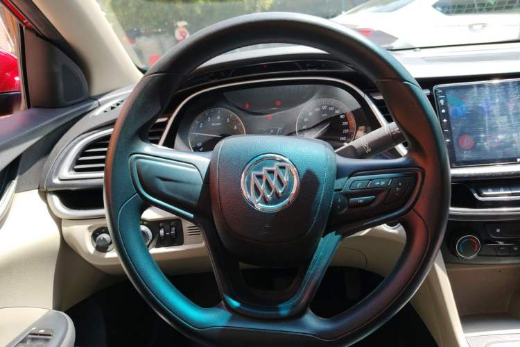Used Buick GT 2018 15T Dual-Clutch Advanced Model China V Standard Steering Wheel