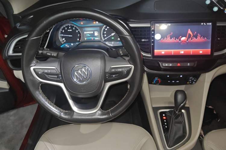 Used Buick GT 2018 15T Dual-Clutch Elite Model China V Standard Steering Wheel