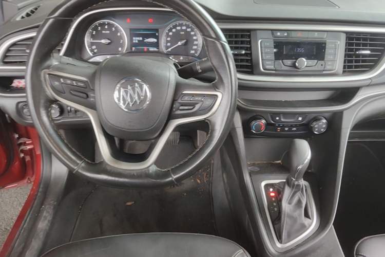 Used Buick GT 2018 18T Automatic Elite Model Steering Wheel