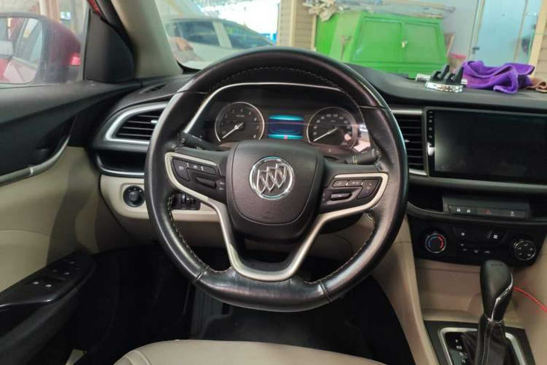 Used Buick GT 2018 15T Dual-Clutch Elite Model China V Standard Steering Wheel