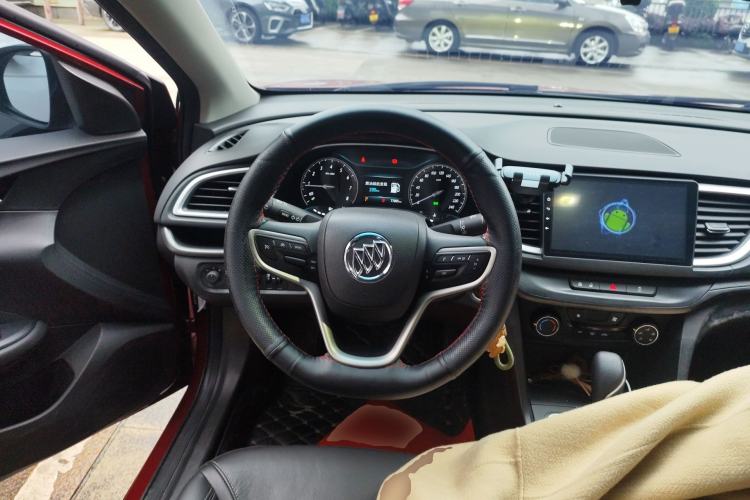 Used Buick GT 2018 18T Automatic Elite Model Steering Wheel