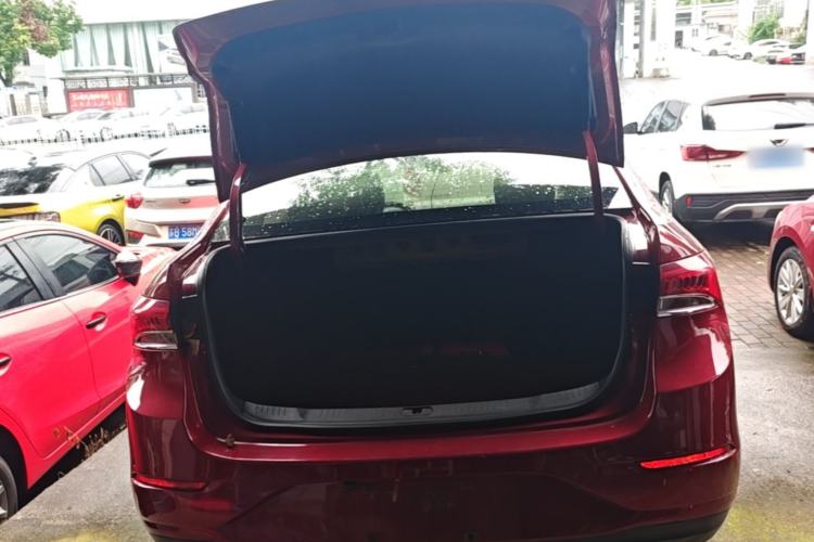 Used Buick GT 2018 18T Automatic Elite Model Trunk