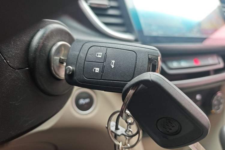 Used Buick GT 2018 15T Dual-Clutch Elite Model China V Standard Vehicle Key
